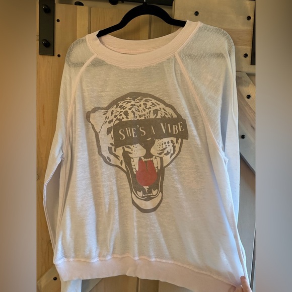 Recycled Karma Pink 'She's a Vibe' Graphic Sweatshirt - Picture 9 of 9